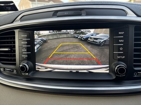 2019 Kia Sorento - thumbnail 13