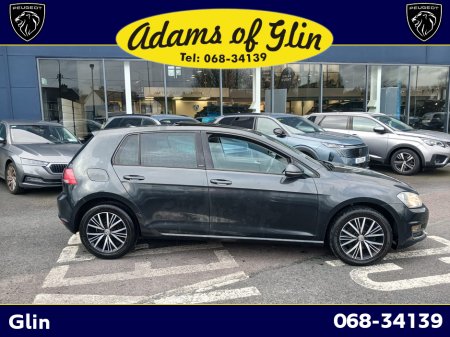 2016 Volkswagen Golf - view 3