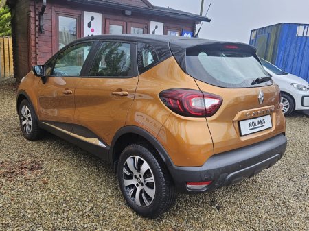 2019 Renault Captur - thumbnail 9