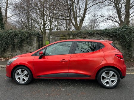 2015 Renault Clio IV DYNAMIQUE 1.2 PET 7 4DR PETROL €6,995 thumbnail