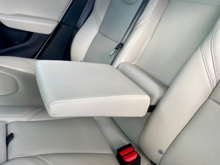 2018 Volvo V40 - thumbnail 25