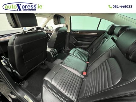 2019 Volkswagen Passat 2.0 TDI HIGH LINE Automatic, Reversing camera €26,995 thumbnail