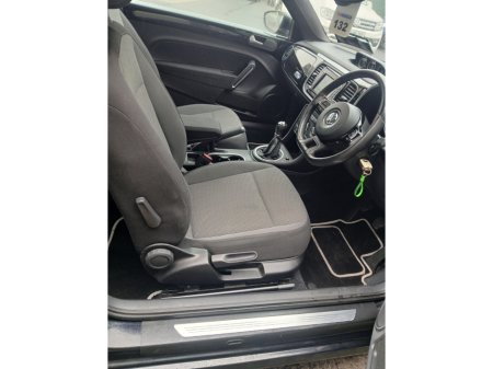 2016 Volkswagen Beetle 1.2 TSI 105HP BEETLE BMT €14,995 thumbnail