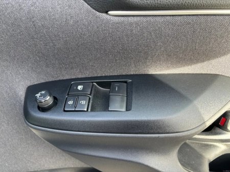 2023 Toyota Yaris - thumbnail 20