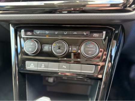 2017 Volkswagen Touran - thumbnail 24