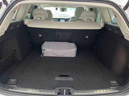 2024 Volvo V60 - thumbnail 7