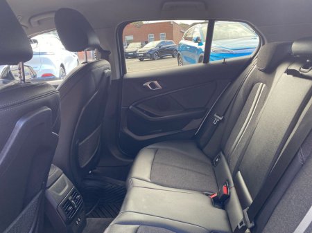 2021 BMW 1 Series - thumbnail 13