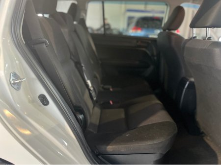 2017 Toyota Corolla - thumbnail 10