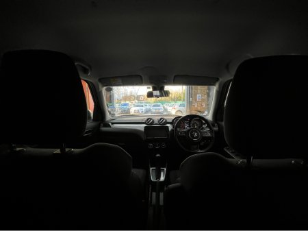 2022 Suzuki Swift - thumbnail 12