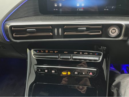 2021 Mercedes-Benz EQC - thumbnail 24