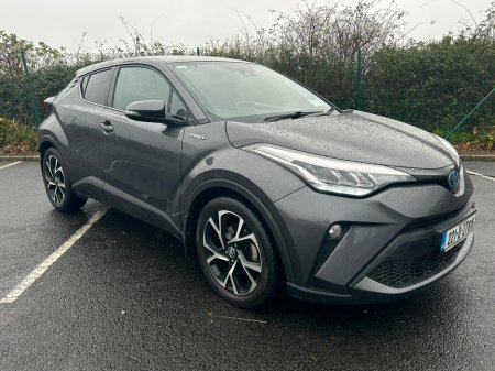 2022 Toyota C-HR  €22,999