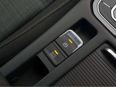 2021 Volkswagen Passat - thumbnail 25