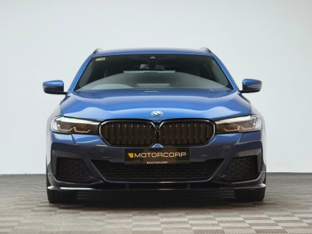 2021 BMW 5 Series - photo 2
