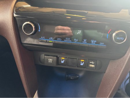 2021 Toyota Yaris - thumbnail 12