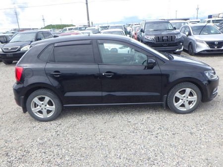 2016 Volkswagen Polo 1.2 Comfortline €11,750 thumbnail