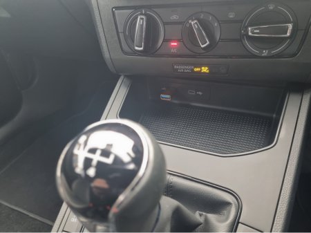 2021 SEAT Ibiza SE TECHNOLOGY TSI 95HP €16,995 thumbnail