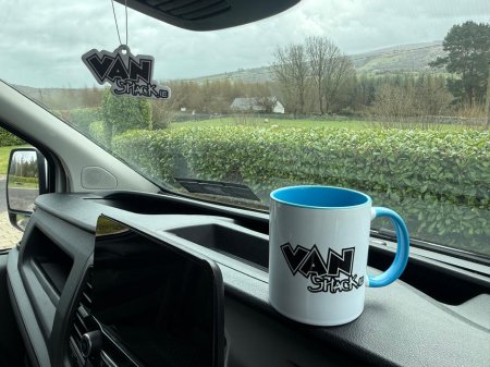 2022 Ford Transit - thumbnail 18