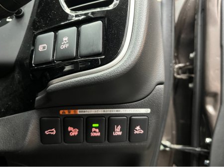 2019 Mitsubishi Outlander €22950 2019 MITSUBISHI OUTLANDER PHEV G 2.4 AUTOMATIC / CRUISE CONTROL / 360° PARKING CAMERA / ELECTRIC HEATED SEATS / HEATED STEERING WHEEL €22,950 thumbnail