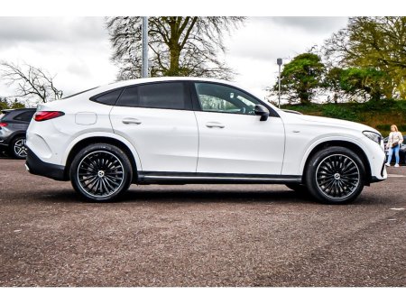 2025 Mercedes-Benz GLC Class - thumbnail 3