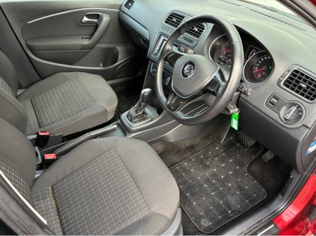 2014 Volkswagen Polo - thumbnail 23