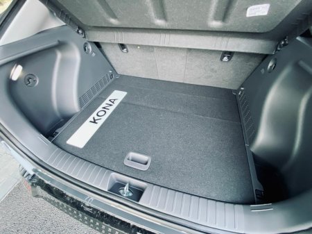 2026 Hyundai Kona Kona EV Platinum 65kWh €41,050 thumbnail