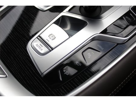 2019 BMW 7 Series - thumbnail 19