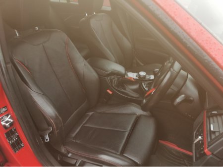 2012 BMW 3 Series - thumbnail 9