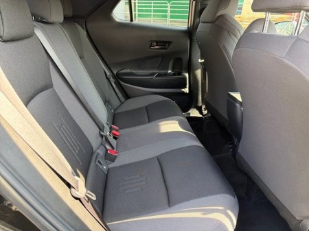 2024 Toyota C-HR - thumbnail 13