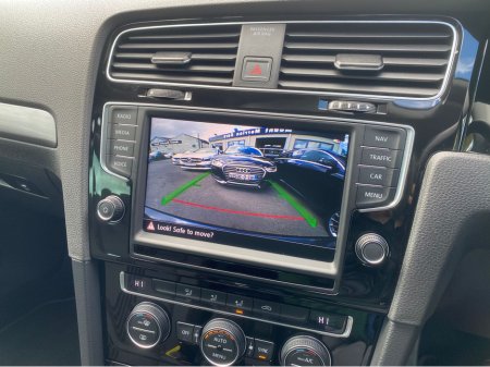 2016 Volkswagen Golf - thumbnail 12