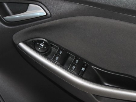 2014 Ford Focus 2014MY Edition 1.6tdci 95PS 4DR €6,999 thumbnail