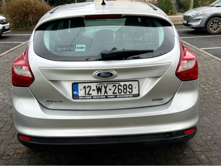 2012 Ford Focus - thumbnail 9
