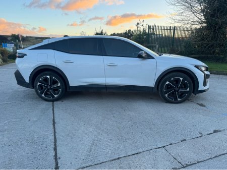 2024 Peugeot 408 ALLURE 1.2 130 AUTOMATIC 6 €30,995 thumbnail