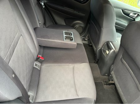 2014 Nissan Qashqai 1.5 DSL SV SAFETY PK 4 4DR €4,999 thumbnail