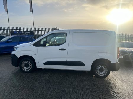 2021 Peugeot Partner - thumbnail 6