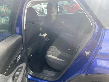 2019 Peugeot 3008 - thumbnail 15