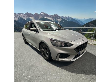 2020 Ford Focus - thumbnail 6