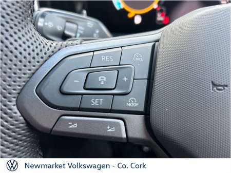 2026 Volkswagen Tiguan - view 4