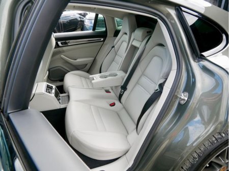 2023 Porsche Panamera - thumbnail 18