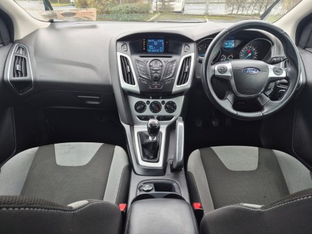 2011 Ford Focus 1.6 TDCI 95 PS Zetec €3,999 thumbnail