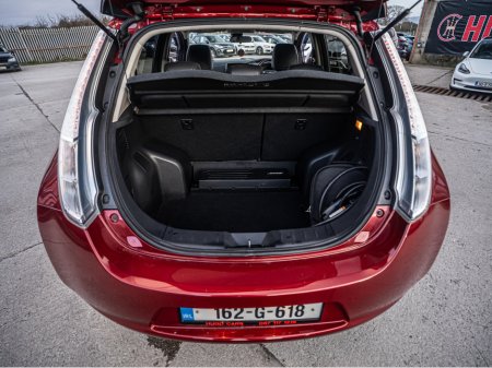 2016 Nissan Leaf - thumbnail 32