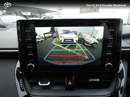 2023 Toyota Corolla Hybrid Luna HB €26,950 thumbnail