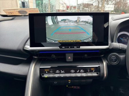 2025 Toyota C-HR - thumbnail 14