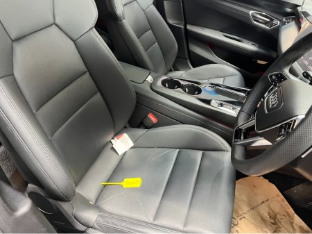 2023 Audi e-tron GT quattro - thumbnail 11