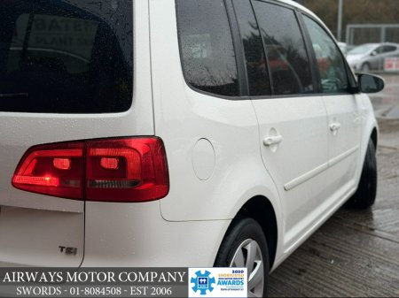 2013 Volkswagen Touran 1.4 TSI DSG - 7 SEATER €7,950 thumbnail