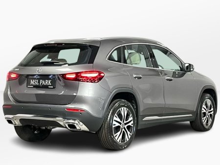 2026 Mercedes-Benz GLA Class - thumbnail 3