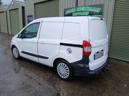 2017 Ford Transit Courier  €6,995 thumbnail