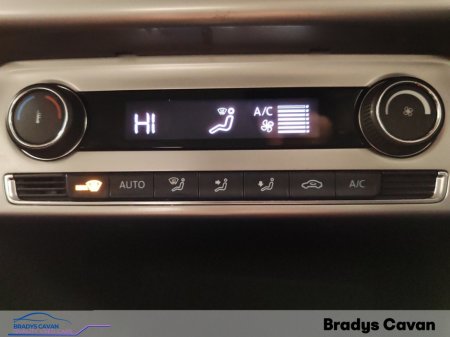 2017 Volkswagen Polo T-Cross thumbnail