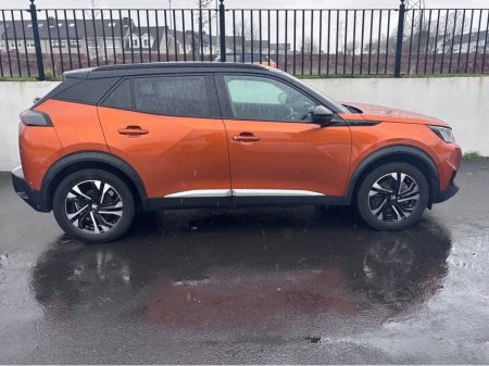 2021 Peugeot 2008 GT EV 5DR AUTO // HIGH SPEC €19,995 thumbnail