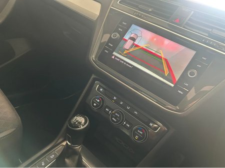 2019 Volkswagen Tiguan - thumbnail 22