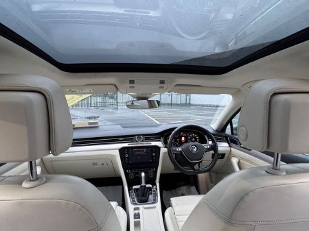 2018 Volkswagen Passat - thumbnail 20